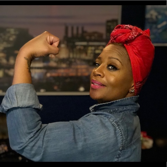 Meet your Posher, AverySunshine!!!! - Picture 4 of 6